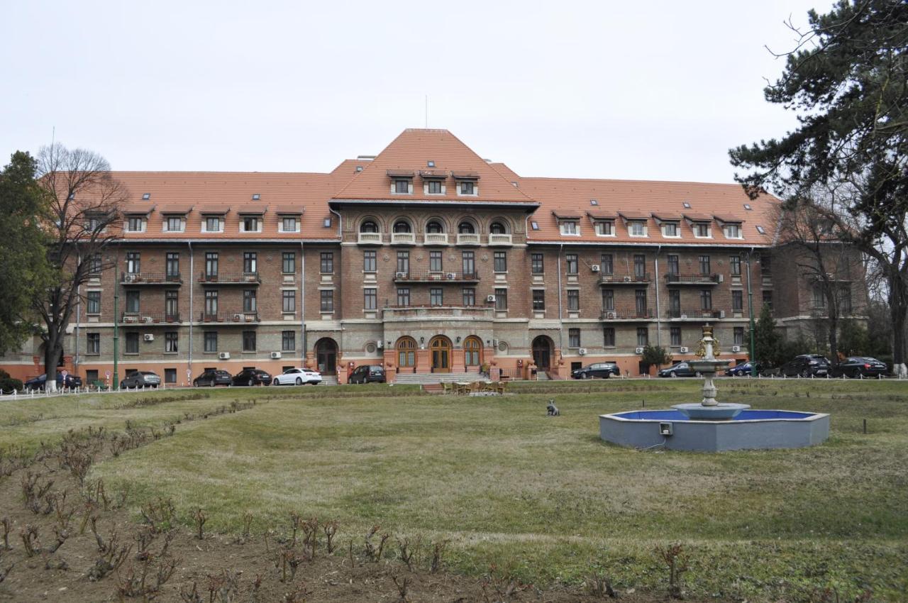 Hotel Triumf Букурещ Екстериор снимка